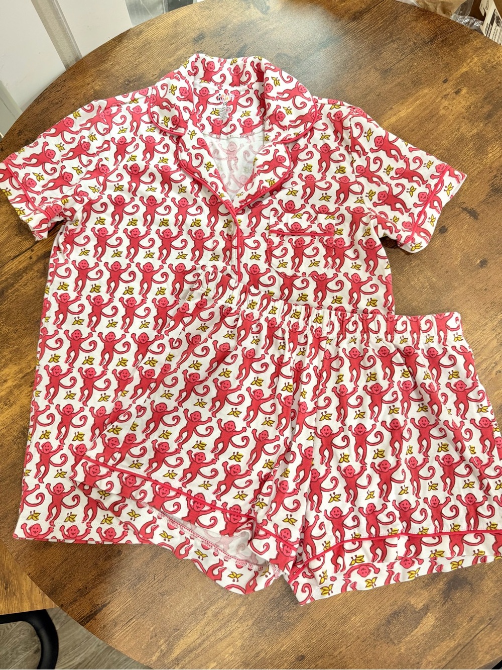 Roller Rabbit Short-Sleeve Pajama Set in Pink and White Monkey Print